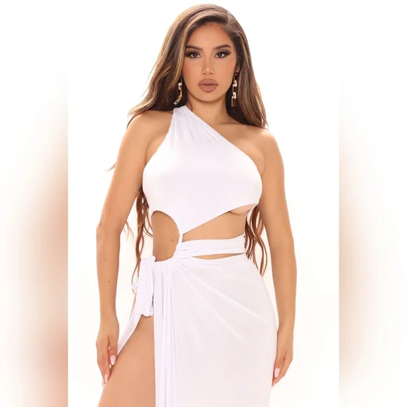 brown plus size dress fashion nova Casa Nova Cut-Out String Dress Black main image 1